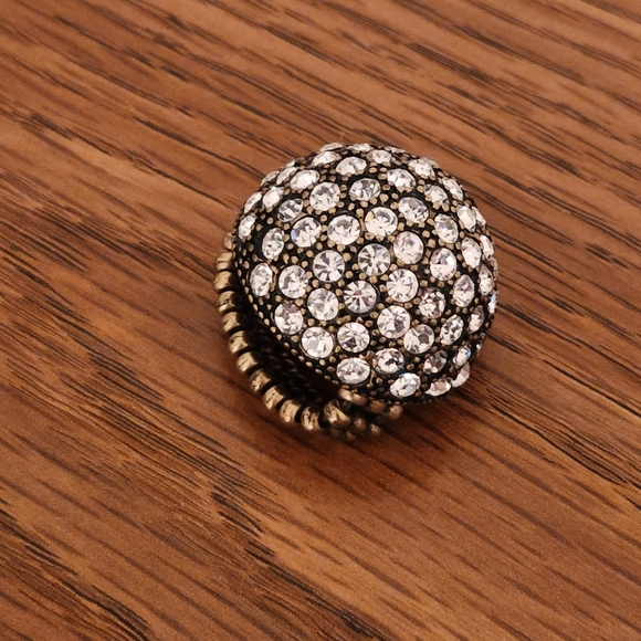 Y2K 1990s Pave Rhinestone Stretch Ring - Picture 3 of 10